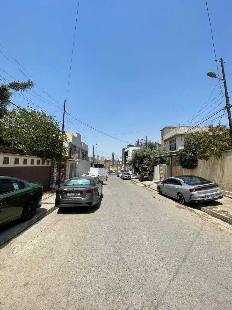 🏦 عروض مكتب بيت الأركان للعقار  🏦

دار للبيع في حي الزهور مساحة ٦٠٠ م 

الواجهة ٢٠ م الشارع ١٢ م اتجاه غروب 

تفاصيل البناء قديم البيع بحساب الأرض 

موقع الزهور ثاني قطعة عن دورة العبادي 

🏦                                                   🏦
السعر على التليكرام https://t.me/alarkan_1
للاستفسار مراجعة مكتب بيت الأركان للعقار 

موقع موصل حي العربي قرب مطعم ماشاءالله 

*********** / *********** / *********** 🏦
