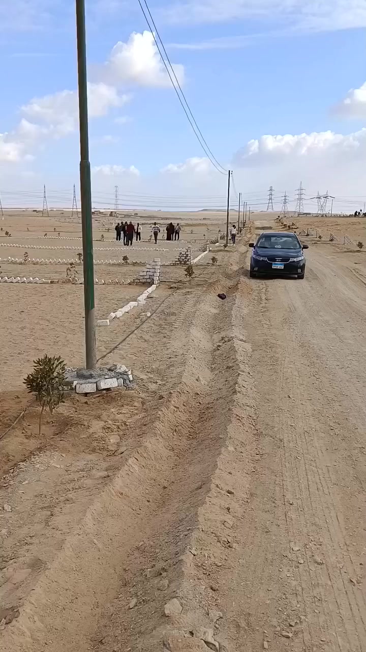 اجمالي سعر القطعة 60 الف كاش 70 الف قسط 
ادفع مقدم تعاقد 30 الاف و استلم قطعة أرض 200 متر 
وبأقل قسط شهري 1000 جنيه علي مدار 40 شهر 
كاملة المرافق والخدمات 🏗️
رؤية كــاملـة للـطـريـق الــدائــري الإقليمي 
علي بعد خطوات من العاصمة الإدارية الجديده 
القطعة تبدأ من 150 متر فيما فوق متوفر جميع المساحات 
سعر المتر في الكاش يبدأ من 300 جنيه قسط350جنيه
خصم خاص للدفع الكاش والمساحات الكبري 🔥
استلام فوري علي اطول فترة سداد 🤝
ضمانات قانونيه وعقود مسجلة ⚖️🧾👌
المعينة مجانيه يومي الجمعة والأحد من مقر الشركة  
للحجز والاستفسار 👇 🧑‍💻
ت 01111086632
ت 01064573923
عقارات شركه الحرية جروب


**إذا كنت صاحب هذا الإعلان وتريد حذفه لأي سبب، رجاءا أرسل رسالة إلى الدعم الفني**