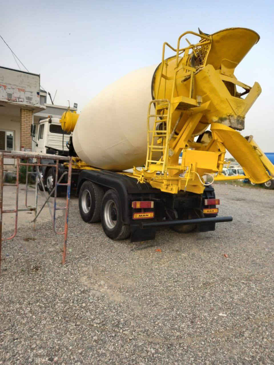 السلام عليكم يوجد لدينا خباطات للبيع مانات عدنا مان صقر موديل 2002ومانات تيگه أنواع الاحجام وأنواع الموديلات
اتصال عبر الارقام 
***********
***********
***********
