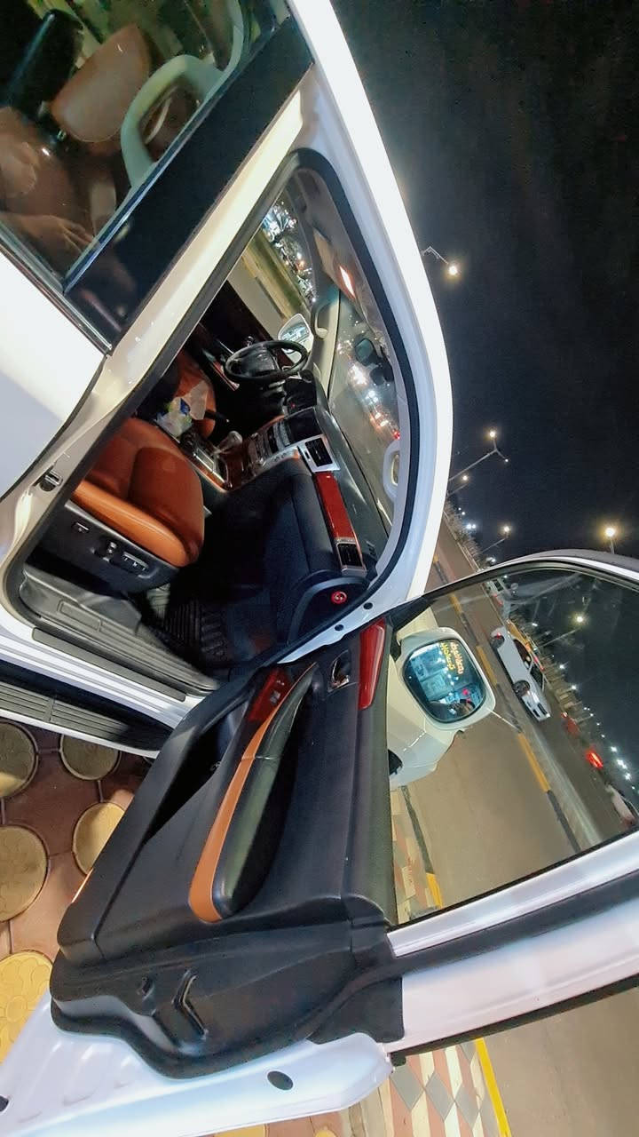 سلام عليكم سياره لكزز موديل 13 سياره كفاله عامه مكينه كير حداديه كفاله عامه من كلشي والمواصفات لكزز معروفه للإستفسار عن السعر رقم ***********
