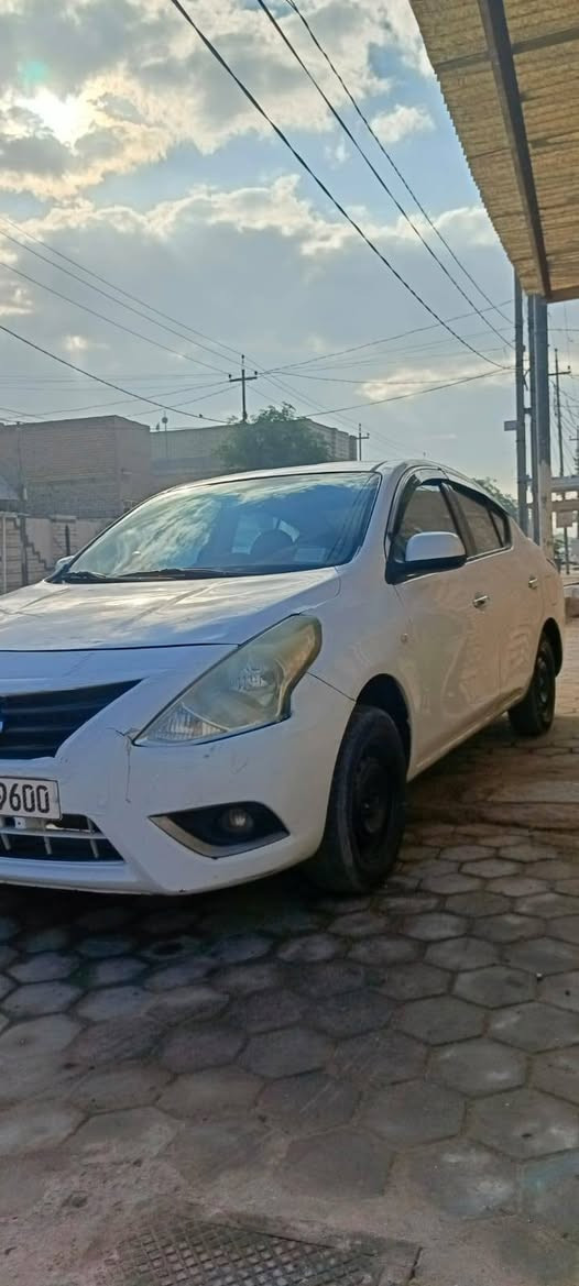 سلام عليكم اخوان 
نيسان صني  هندي 
موديل2018 الي بيه
ضربه بل جنطه ماواصله لسبير  وبيه باب  مال العبري الوره صوب سدر وبيه باردات بسيطه جدا بل بندي كير ومكينه وحداديه خير من الله
الشراي يراسلني عله رقم او يتصل وانه خادم ***********
السعر المطلوب 90 وبيه مجال حك جيه فقط لن سياره خير من الله
