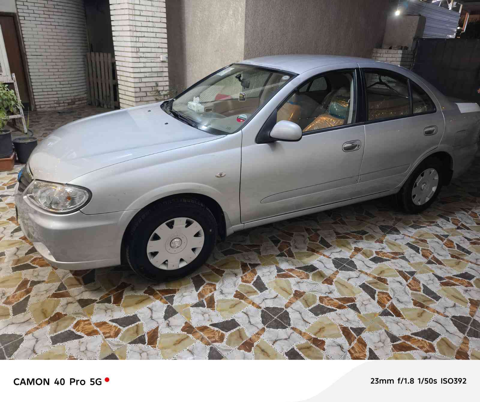 نيسان  سني. ياباني اصلي موديل 2012 للبيع للاتصال *********** سيارة جديدة جدآ تبريد ثلج معروف محرك قبغ اسود تخم تاير حداديه كير جديد سيارة بأسمي هزه جديده رقم شمالي داخل عسلي بيه قطع صبغ اثر جرد العنوان بغداد السعر ١٠٩ بغداد, العراق
