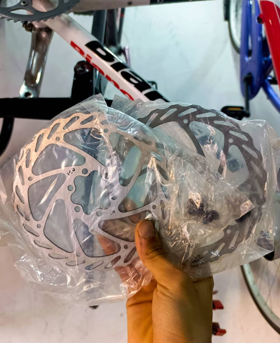 بفضل الله توفرت جميع انواع اقراص البريك Brake Rotors ذات القياس 140 \160 
في ورشة بايدر للدراجات الهوائية أهلا وسهلا 
العنوان النجف الاشرف حي العدالة شارع المستوصف 
الموقع @https://maps.app.goo.gl/ZeXaqWfoRDvPFzd89
@https://t.me/baydeer
تواصل  0782 283 9021
