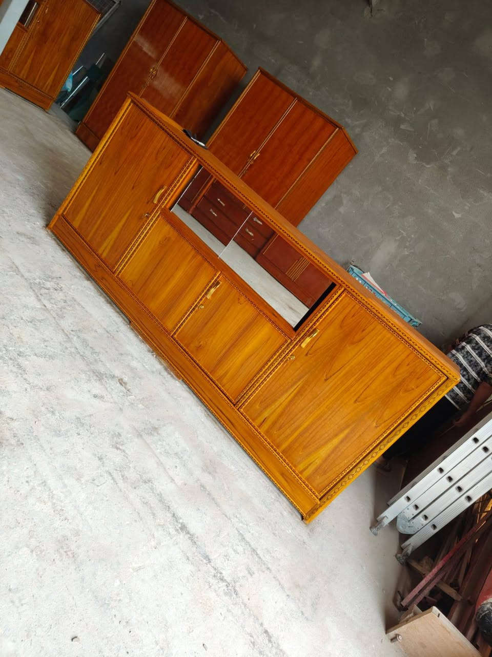 بوفياة عدد 2
صاج تسكام 
الطول مترين ونص 
جدا نضيفات 

سعر الوحده 125
 يوجد توصيل بكروه 
العنوان حله ناحية ابو غرق 
***********
