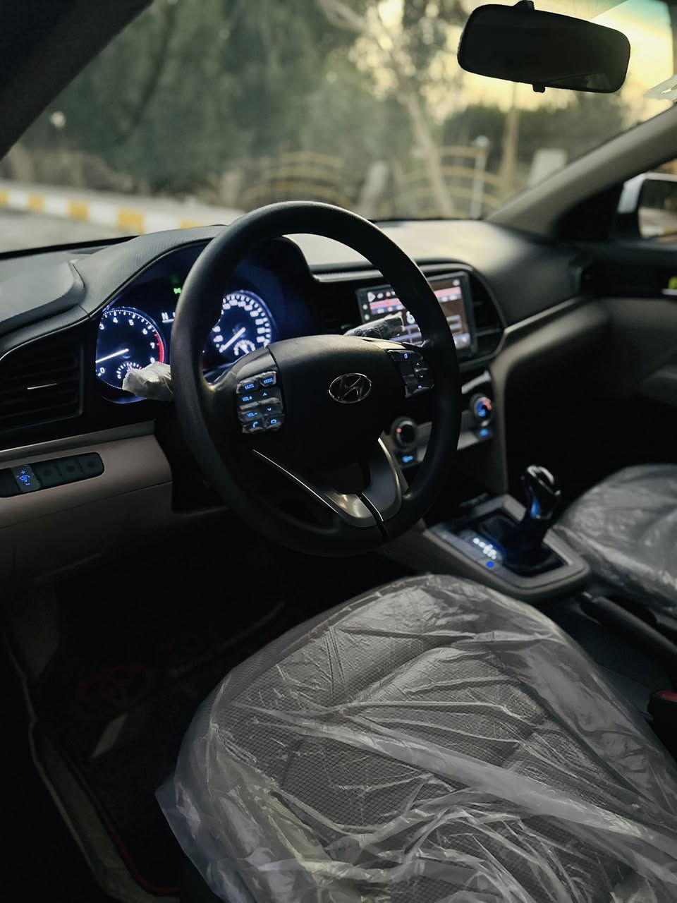 النترا خليجي 2020
🔺نوع السيارة: النترا خليجي 2020

🔺 الرقم : ذي قار  الدولي تحويل مباشر سنويتها لل2031

🔺كفالة عامة السيارة من التبديل والصبغ والبارد ✅✅✅✅

🔺المحرك: 2000 دوش كفالة من الفتح والتبخير  والكير هم كفالة من الفتح والتصليح كفالة عامة ✅

🔺 المسافات المقطوعة: 196km

🔺المواصفات: سيارة جاهزة ونظيفة جميع التفاصيل موجودة بالصور .

♦️السيارة بصمة وفتحة بالقمارة ❗️❗️

♦️تحكم ستيرن، مثبت سرعة، تبريد قطعتين❄️❄️

♦️مرايات شفط  كهربائية ومقبض الأبواب الأمامية بصمة  اضوية زنون💡💡

🔺صندوق السيارة يفتح تلقائي عند الاقتراب ⚠️✅

♦️كاميرة خلفية ، وحساسات اصطفاف خلفية  وامامية .

♦️منفذ USBوAUX، شاحن 12v ،180w

♦️4وضعيات قيادة DRIVE MODE

♦️ تخم تايرات جديد 

♦️ تبريد وتدفئة كفالة ✅✅

🔰السعر 165 وبيها مجال للشراي الحقيقي 

🔆مكان السيارة ناصرية مركز

📞للاستفسار الاتصال على الرقم *********** متوفر واتساب
