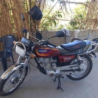 دراجة نارية • للبيع