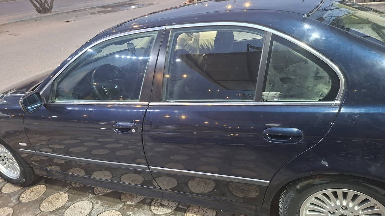 صقر موديل 2000
رقم بغداد سنويه ل27

محرك 28

محرك جديد 

تبريد 

كهربائيات 

مصبوغه جماليه 
سعر 74

مكان السياره نجف 

***********
