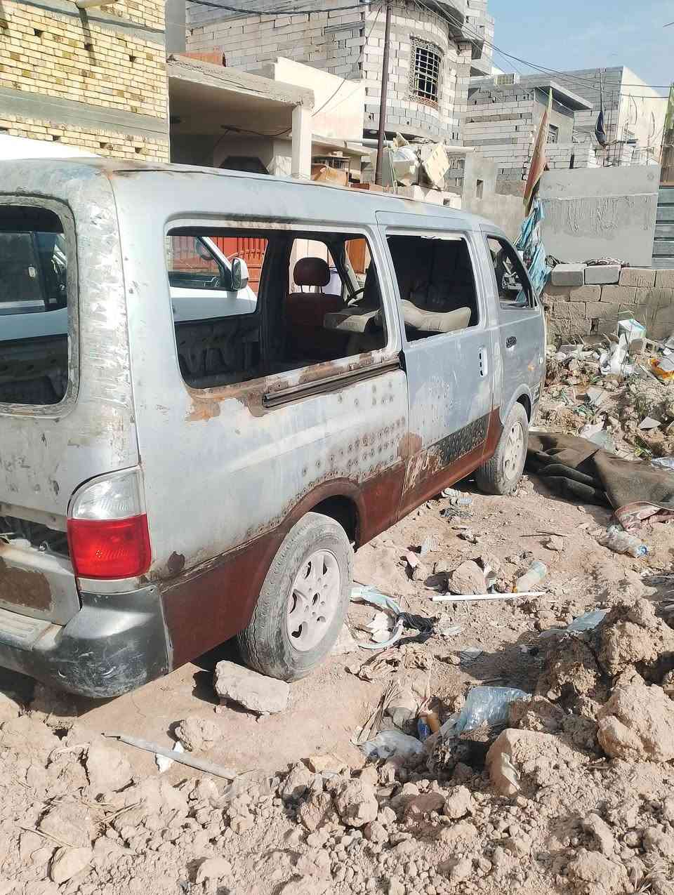 السلام عليكم منغولي البيع 2006اوصل مكينه كارتون توني شاده كير اكسن كفاله شواصي 4 كفاله توهه طالعه من السمكره  قراضه كاملات كلهن فاتحن بلبيت دشبول كارتون ىلبيت مصفره من كلشي عليه هيه275 ينكطعه من سعره تحولي ثاني يوم  رقم بصره مكاني بصره شط العرب الهاتف *********** اذا مو شراي لا تشلع كلبي رحمه الولديك ا
