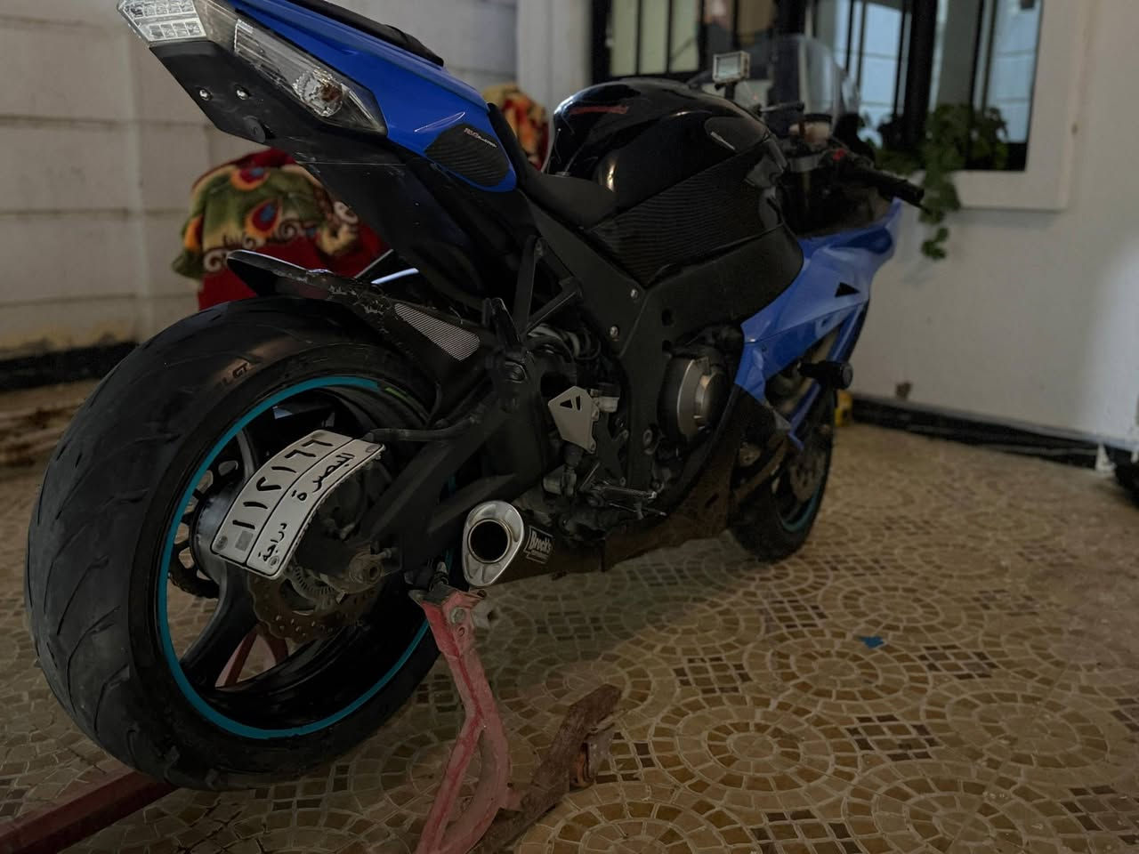 السلام عليكم شباب دراجه للبيع Zx10R بحاله الوكاله جديده كلش ومكفوله من كلشي   ماشيا 26الف سويج واحد وعليها غراض والدراجه 
1تعديل خرائط الا حتراق 
2 إلغاء قيود البيئه
3 الغاء قلة السرعة ورون
4اضافة لونش كنترول للعقل 
5اضافةpit limit
6الغاء ماطور لكزوز
7تعديل مروحة تشغيل 85
8اضافة بك فاير وفصلة على رون 8 وتتحكم بيه عن طريق دكمة 
9 تم اضافة كويك شفتر للدراجة عن طريق عقل 

 رقم وسنوية بصره بسمي  وبدون هم ابيع الناصريه يتصل ***********/*********** خاص ماجاوب
