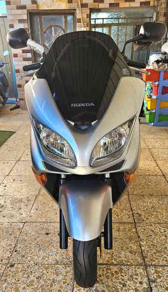 السلام عليكم دراجه فورزا 0'8 دراجه كفاله عامه وبصمتين ماشيه ١٧الف عنوان بغداد البياع للاستفسار ***********
***********
