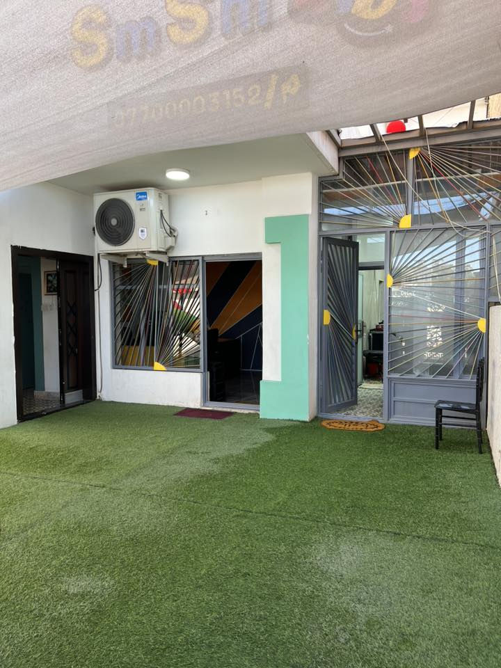 روضه جاهزه للبيع
المساحه 275

طلاب تقريبا 30 لان مفتوحه جديد. 

تحتوي روضه وحضانه وصف خاص 

موقعها بغداد الغدير خدمي الغدير عالشارع مقابل مركز شرطه بغداد الجديده // الكهرباء مشمولين بالخصخصه 

الاجازه قيد الانجاز// الروضه كامله من كلشي سستم صوت بكل الصفوف سبالت جديده  عدد 5 كاميرات بكل الصفوف والسطح والشارع مناقصها اي شي 

سبب البيع عدم التفرغ ***********
