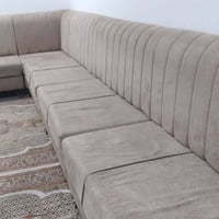 ديوان للبيع نظيف بنسبة ٩٠% الطول ٩ متر تقريباً السعر ٣٧٥٠٠٠ بي مجال بس...