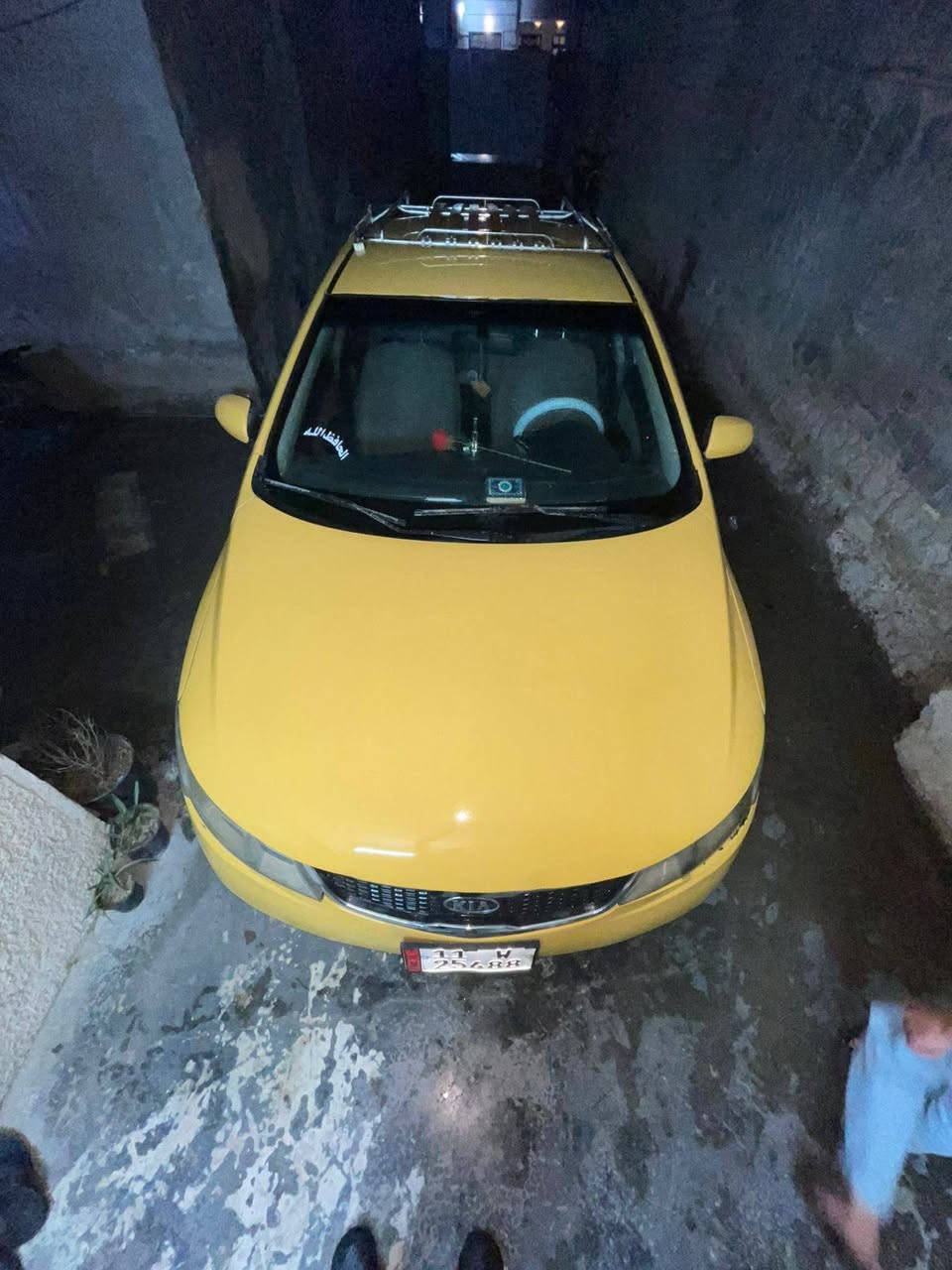 سلام عليكم فورتي البيع مديل ١٣ السياره جاهزه تبريد تدفه كبل الشارع المكان بغداد ***********
