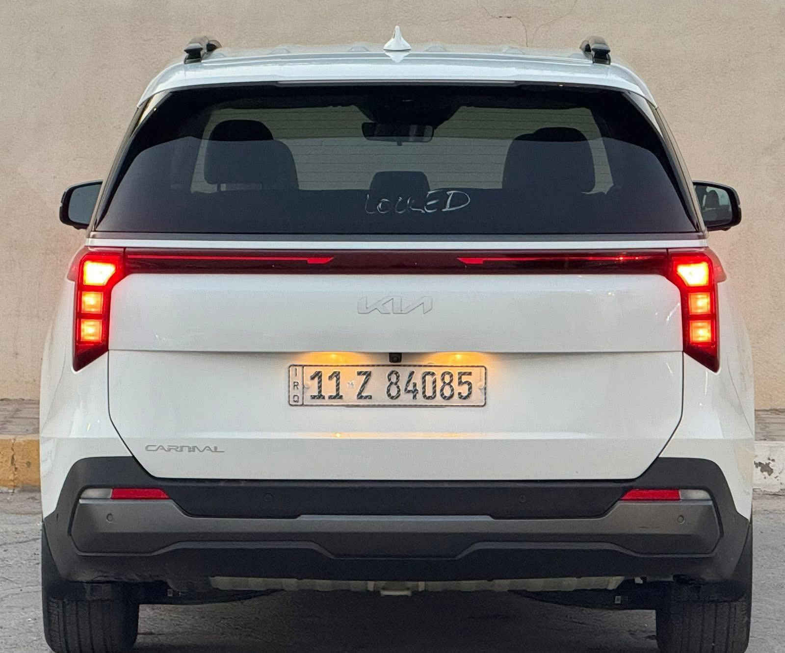 السلام عليكم

كيا كرنفال 2025 الشكل الجديد فئة SX بريستج 

فول مواصفات وارد امريكي تقرير مياه امطار

بدون صبغ بدون تبديل بدون بارد بجم كبس

كير مكينة شاصي لغد مكفول ايرباك راجع سستم بلادي رقم بغداد الجديد بأسمي تحويل مباشر 

المواصفات:بصمة-بصمة ابواب-تشغيل عن بعد

دبل فتحة-جنطة كهرباء-كشنات كهرباء-داخل ابيض

كاميرات محيطية-حساسات محيطية-كشنات جلد

كشنات تدفئة وتبريد-لايت زنون 4 عدسات 

امامي LED-ويل كب بلاك-مري قلاب-كامرة عند الاشارة

كامرة داخلية-كشنات قلابة-اوتو هولد-شاحن واير ليس

مود درايف-رادار امامي-رادار جانبي-رادار خلفي

قيادة الية-تحديد مسار-تبريد مركزي 3 قطع

محرك 3500 6 سلندر-شاشات خلفية-خزن ميموري

8 راكب-كشاف زنون-ماشية 8 الف ميل

بلوتوث-كار بلي-AUX-ABS

مكان السيارة بغداد الدولعي 

للتواصل والاستفسار

***********

***********
