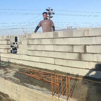 اسطه بناء متفرغ ///07865337540