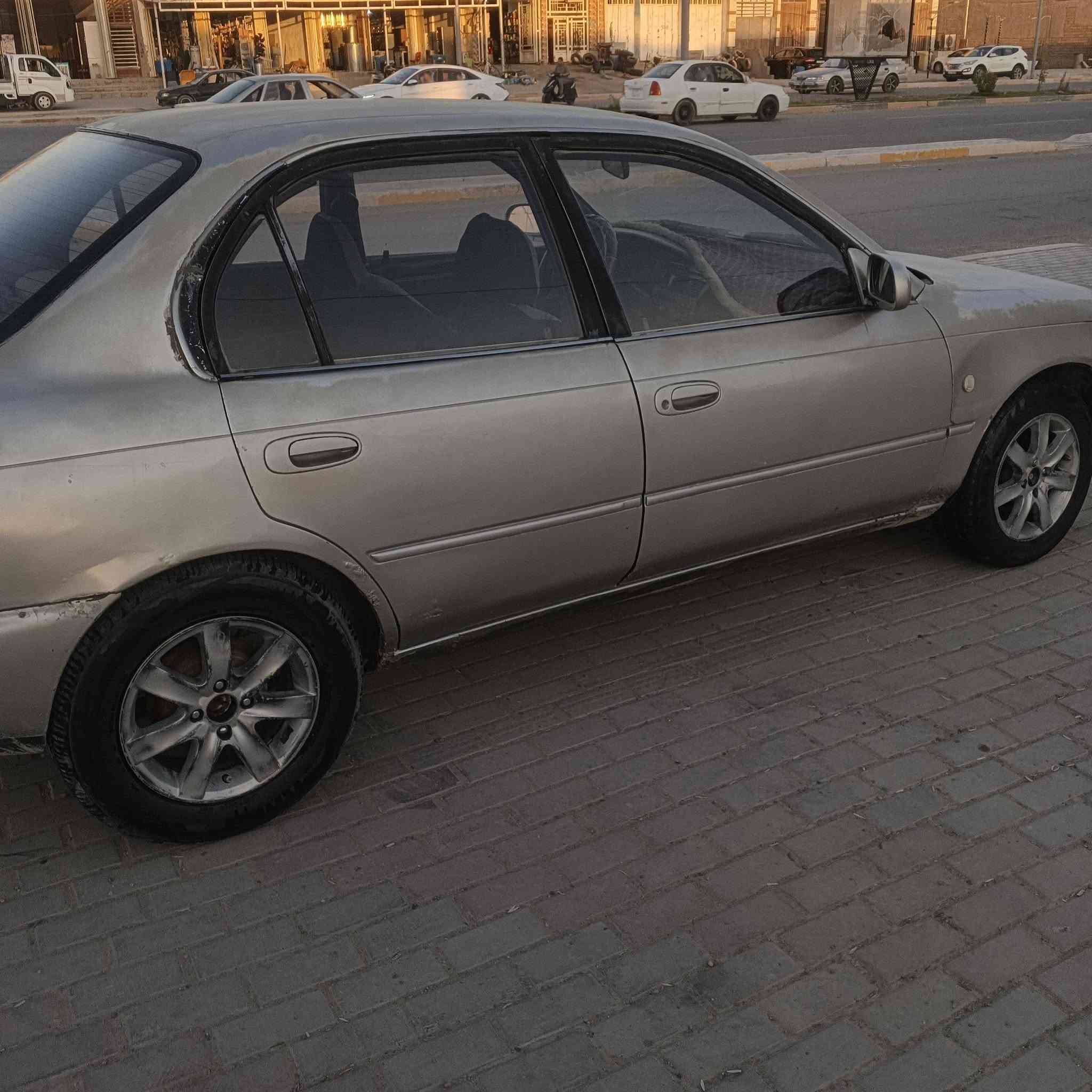 سلام عليكم 
كورلا موديل 92 محور 
رقم بغداد 
تحويل شرط 
شرط كير محرك 
تخم تاير جديد 
مشط جديد صدر جديد 
صبغ ما بيهاا 
رقم الهاتف ***********
السعر 43  بيها مجال ....
