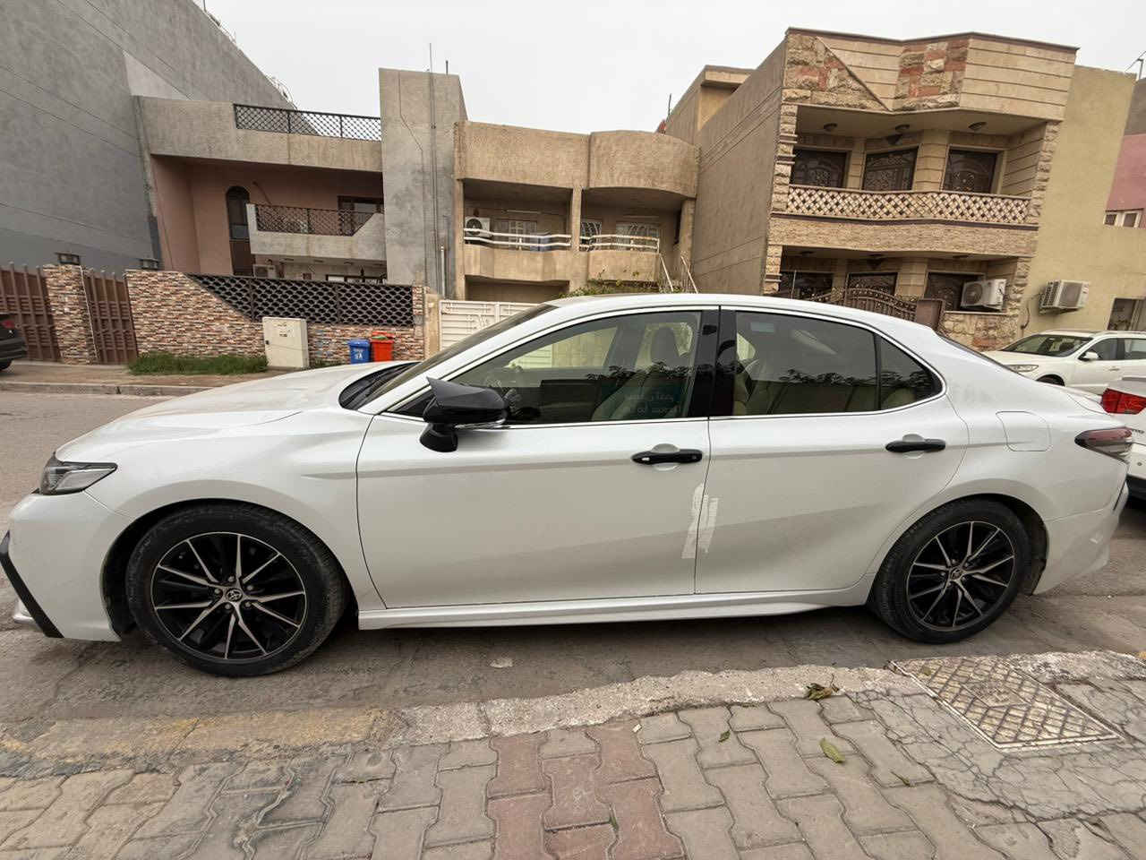 مساكم الله بالخير والعافيه
كامري SE خليجي الفول مال كامري
وكاله ساز خاضعه للضمان السياره
بيع مستعجل ‼️‼️‼️‼️
ملاحضه:قبل لاابدي بالمواصفات السياره تختلف عن الصور حيل مضلومه بالصور
تشغيل عن بعد
شفتات ستيرن 
مري شفط 
والباب ترحيب
برده خلفيه كهربائيه 
فتحه سلايد 
عداد المسافه :67800
الضرر :جاملغ خلفي ايمن بارد والجاملغ خلفي ايسر بارد جدا بسيط يم الدعاميه
الباقي كفاله عامه تجي تفحص وين ميعجبك
السعر 229ورقه بي محال جدا قليل 
يعني ساز وفول وكامري متلكون بهل سعر ثقوا بالله لان مستعجل دابيع بهل سعر 
سياره دينار متصرف عليها 

العنوان ; بغداد اليرموك حي الداخليه
***********
