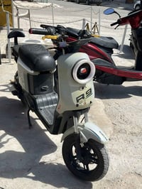 ار 9 • شحن • بطاريات ٥