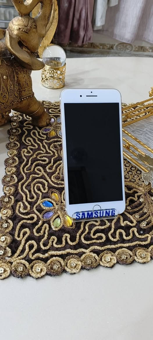 يالله سلام عليكم متاح ايفون7 بلاص
مبدل بطاريه تقره100 
والبصمه واكفه 
لباقي بلادي كله شغال صوت كامرات اتصال انترنيت فوول
السعر 85 الف 
مكاني الرمادي الصوفيه قرب مطعم قصر الابيض 
للتواصل خاص او هذ رقمي ***********
