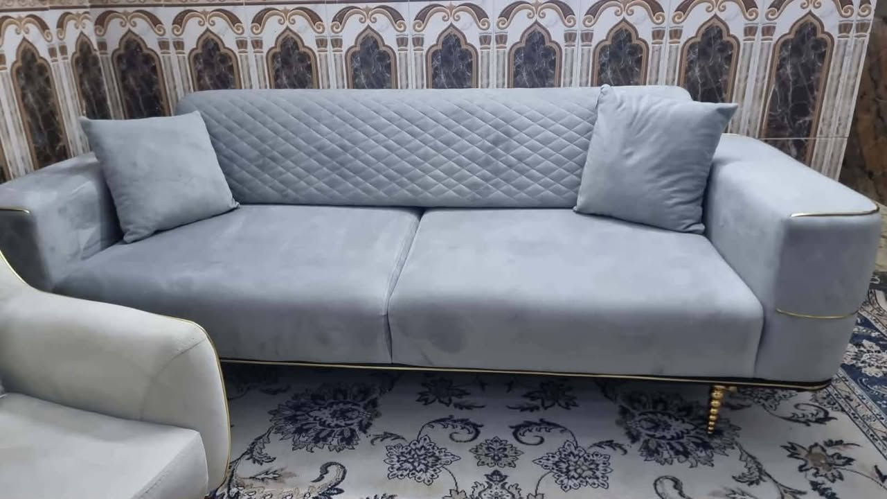 السلام عليكم تخم راقي مشترينه ١٥ ورقه عارضه بمليون ٨ مقاعد


**إذا كنت صاحب هذا الإعلان وتريد حذفه لأي سبب، رجاءا أرسل رسالة إلى الدعم الفني**