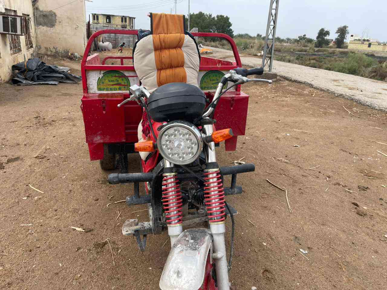 سلام عليكم ستوته فرس موديل 16 اوراق كهربايات جاهزه وره وكدام نكره سلف  نضيفه مكان البصره قضاء المدينة ***********
