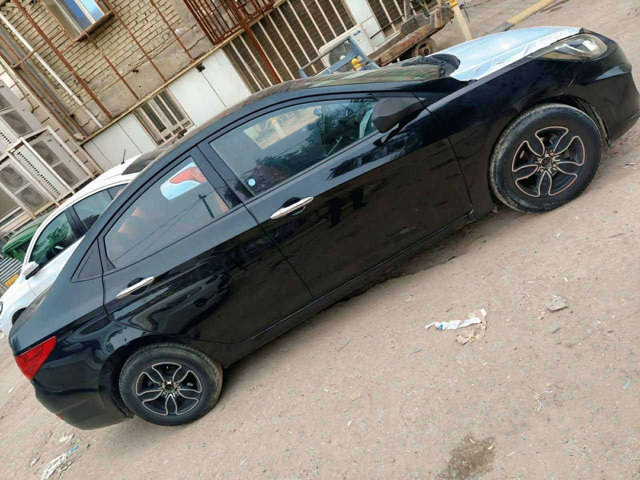 السلام عليكم
مكانها ((نجف))
السعر((85)) 
اكسنت2013 امريكي 
رقم بغداد الانكليزي بسمي مداور ثاني يوم
مكينه 1600
محرك كير حداديه كفاله
السياره احلى من صور 
سونرها موجود بالمنشور 
اتصل وبيك خير وتدلل


**إذا كنت صاحب هذا الإعلان وتريد حذفه لأي سبب، رجاءا أرسل رسالة إلى الدعم الفني**