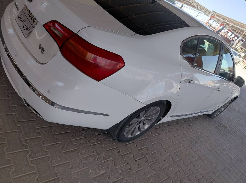 للبيع كيا كادنزا  ٢٠١١ رقم اربيل  بيها  نص جاملغ امامي ايسر وباب السايق  مبدل اصلي  وبيها شبرين  بالتكمه الامامي  اثر بوريه بدون حادث او اي شي  شاصي لغد تكم حوض كفاله  كير مكينه تبريد حداديه كفاله.  مكينه هسه شادها ٢٢ ورقه  بيها فقط صبح صوت راجز قليل  السعر  ٨٥ وبيها مجال  للاستفسار ع الرقم  ***********  مكان النجف النجف, العراق
