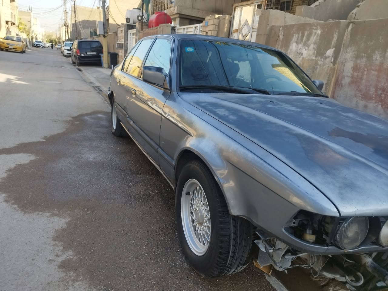 السلام عليكم
شلون الشباب BMW للبيع 730 مسكر يعني 8 سلندر
موديل 1993 دبل جام حساسات امامي خلفي والكشر مثل ما واضح بالصور نقصها دعاميات امامية خلفية و تبريدها
الكمبريسر لاطش وبيها طخة بالباب الخلفية الي عكس السايق
سيارة عظمتها حلوة رقم بغداد بأسم عراق اسمك هيبه  وتحويلها مباشر
السعر 42 وبيه مجال وبالنسبة للشراي ما نخلف مكانها بغداد 
تجي تشوفها تعجبك تاخذها
مكينة گير حالتهن جيدة جدآ
الاتصال ***********
