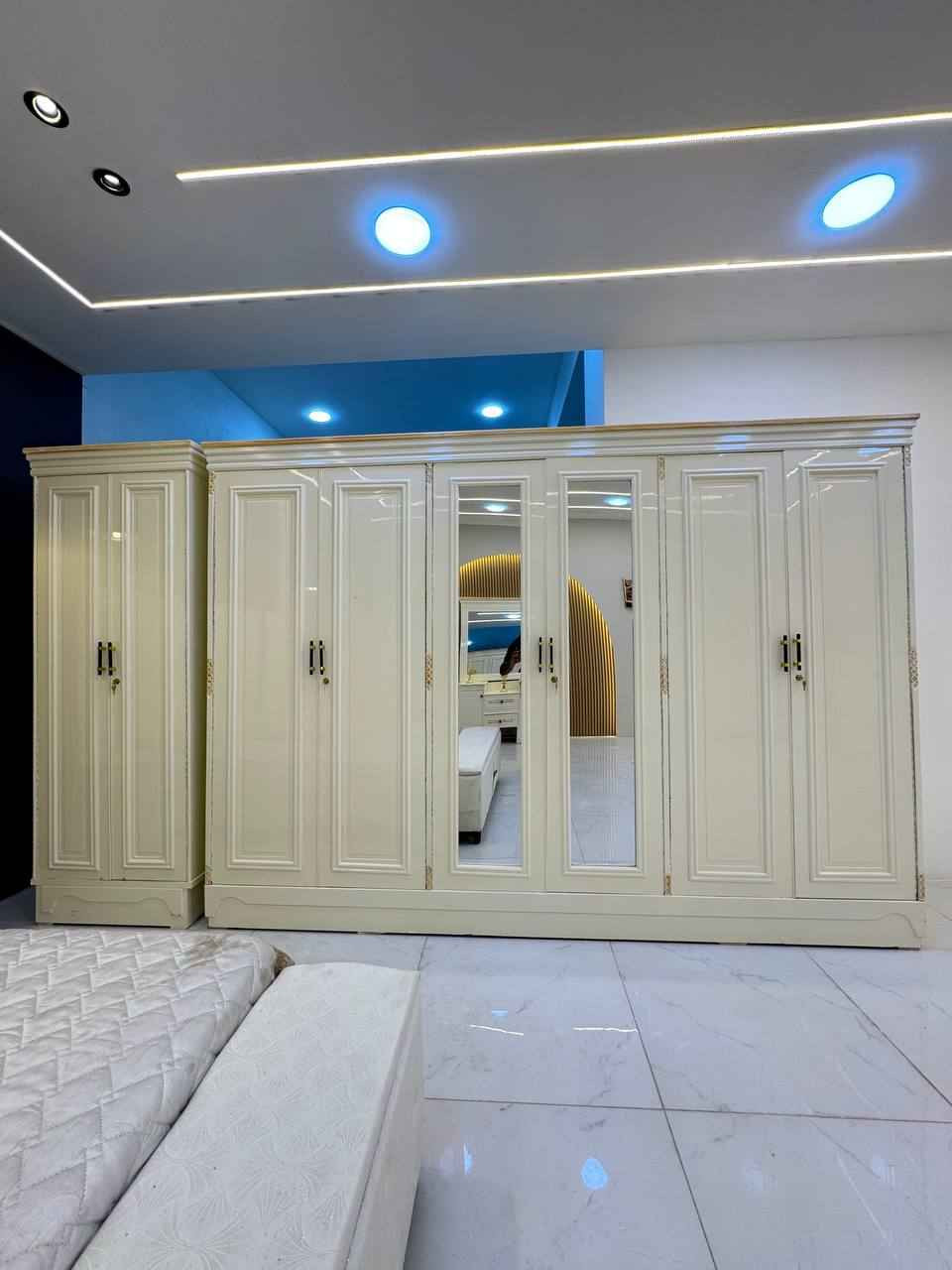 حصرياً الموديل الجديد والمميز 

غرفه نجاره قتصاديه 🛌

متكونه من 9 قطع مميزه 

الكنتور ارتفاع 240 طول 320 

مع الزاويه مجموع الطول 4 امتار 

السمك الخارجي للغرفه 5 ملم انديف

والسمك الداخلي 3 ملم معاكس ابيض

السعر مليون دينار فقط 😍

سعر الشازلون الخزان 75 الف 

سعر الشازلون المقعد 50 الف 

متوفر توصيل وشد داخل بغداد 😊

متوفر توصيل وشد لكافة محافضات العراق 🇮🇶 بغداد, العراق


**إذا كنت صاحب هذا الإعلان وتريد حذفه لأي سبب، رجاءا أرسل رسالة إلى الدعم الفني**