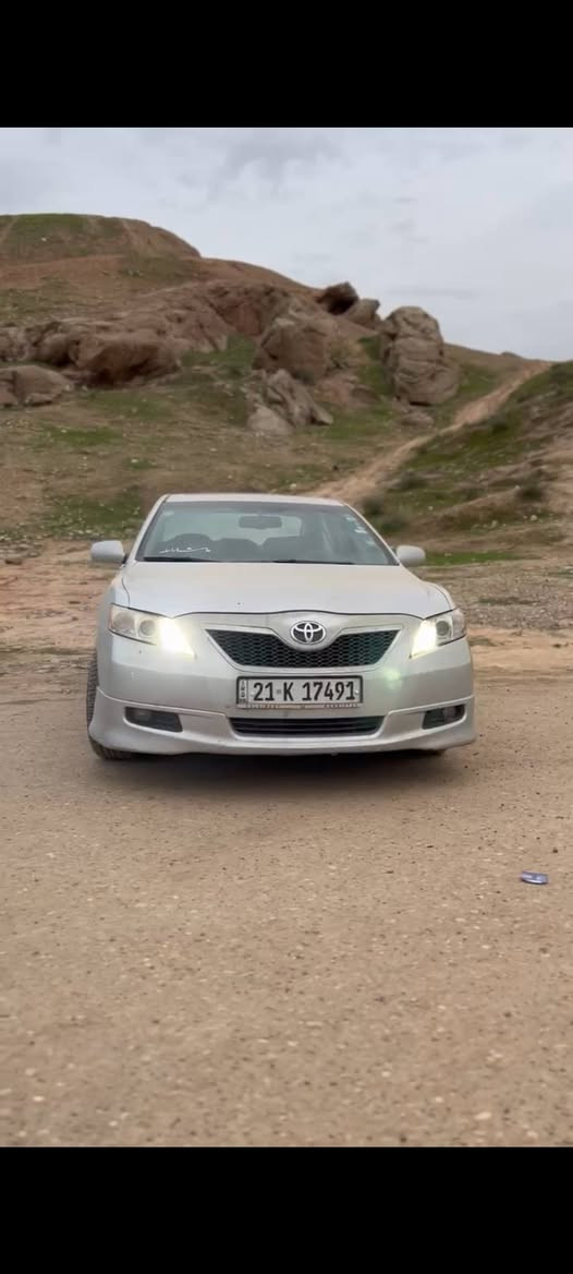 تۆیۆتا کـامـری
مۆدێل 2008
بیلاد سپۆرت  سلاید 
سوکان پەپولە
یەک بست قاپی دوای سەکن سبوغ  ورة سكن شبر سبغ 
هەمو گیانی بەشەرت گیرومەکینە  كول عل بيلاد كير و مكينة
مالی دۆستە
***********
***********
