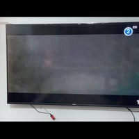 بلازما للبيع نوع LG  حجم 43  السعر 150  للتواصل والحجز 07706490058