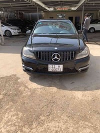 للبيع C300 فول مواصفات مكينه 6 موديل 2010 السياره داخله كلين هنا بيها ...