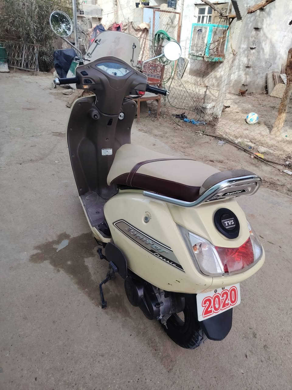 متاح دراجه جوبيتر مكفوله كفاله عامه وظع الشركه العلنوان واسط قظاء الحي الشراي يتصل عل  ***********
