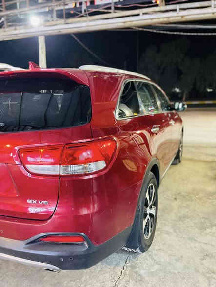 سلام عليكم 
سورنتو ١٦ 
وارد امريكي 
حادثهه بابتين 
سونار موجود بل منشور +رقم شاصي 
مكينه ٦
رقم بغداد 
داخل جلد 
٧راكب 
شاشه كامره دواره 
السعر ١٨٥ وبيهه مجال 
للستفسار ***********
