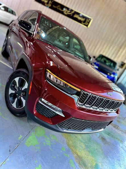 جيب كراند شيروكي 4XE 2024 وارد امريكي 
Jeep Grand Cherokee 4Xe 2024 2.0L

الون : دم الغزال ✅

         حجم المكينه : 2000  تيربو + هايبرد + بلك ان 

المسافة المقطوعة : 30 الف  

                       الضرر : شبر من جاملغ وشبر من البنيد فدشي 

                                   جداا بسيط

ملاحظه: السياره بدون لغدوبدون شاصي وحتى الراديتر على 

              وضع الشركه يعني السياره بلاديه وما ملعوب بيها اي شي 

             ودخول جديد السياره
            وعلى ممشى امريكا وبالخير على الياخذها 

          حالة الايرباك : سليم مطاك ولا ايرباك

                  ✅فتحه بانوراما✅ 

#مواصفاتها

1.شاشه 

2.بصمه

3. تشغيل عن بعد

4.دمام خلفي

5.كشنات جلد

6.كشن السايق ميمري

7.كشنات كهرباء

8.صندوك كهرباء

9.حساسات خلفيه

10. قطع تبريد 

11.اشاير بالمري

12.رادار امامي

13.رادارات 360

14.ثلاث وضعيات قياده

15. بنوراما فتحتين

16. كير ماوس

17. نظام منحدرات

18. هيترات بالكشنات 

19.ويل كب كروم

20.لايتات لد

21.بكلايت لد

22.كشافات

23.بصمة ابواب

فول مواصفات 1/1 جاهزه 100%

مكان السياره بغداد

رقمي  ***********
