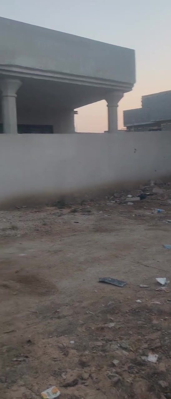 بيت للبيع. 400متر حي الرباب.
بيت مرتب وحلو 
سند 25قرار. مرمم جديد
نقصه بس مي وكهرباء
عنوان البيت كربلاء قرب اسيطره البراهيميه حي الرباب
يبعد عن الشارع العام 600متر خدمات كامله وتبليط وارصفه مشتغلي جديد
للتفاصيل اكثر.
*********** وسام ال كميش
*********** مختار الاسدي الاسدي
