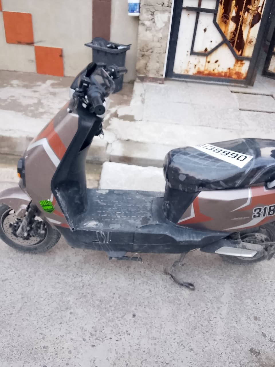 اسلام عليكم عندي ماطور اتلاثميه وثمطعش للبيع السعر 650وبي مجال مكاني موصل لايسر  وبطاريات شرط الفحص وين ما تريد جيكهن ***********
