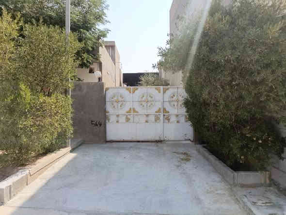 بيت للبيع مساحة 240 متر طابو زراعي طابق ونص سيراميك فول وسقف ثانوي أركوازي الجديدة كيعان وريا شارع سايدين يحتوي على أستقبال و صالة و مطبخ و غرفتين نوم و صحيات و 3 حدايق و كراج سيارة مع هدايا نص أثاث
تخم قنفات 10 مقاعد + طبلات 
ميز بلازمة  
كاونتر 
طباخ + مرشحة
ميز طعام 
بنكات سقفية عدد 3
فولتجات عدد 2 حجم 10 الاف 
سخان 
تانكي ماء عدد 2
للاستفسار والأتصال على الرقم ***********
