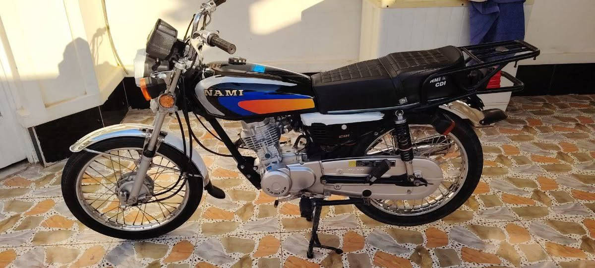 اربعه كير تعيمر شاصي 21 وباقي كله 25 مكينه اربيدو حرف  R كامله مابيه اي نقص السعر مليون وبيه مجال
‏‪***********‬‏مكاني كوت حي الجهاد
