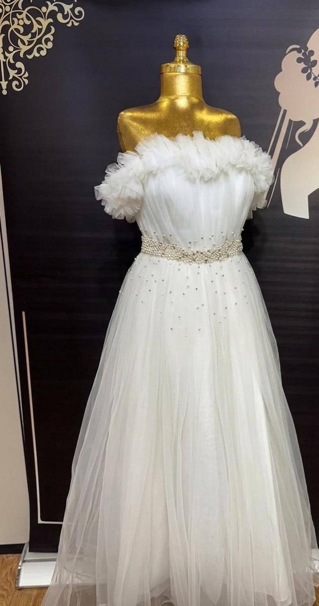 فساتين للبيع نظافة ١٠٠%
توجد خدمة توصيل


**إذا كنت صاحب هذا الإعلان وتريد حذفه لأي سبب، رجاءا أرسل رسالة إلى الدعم الفني**