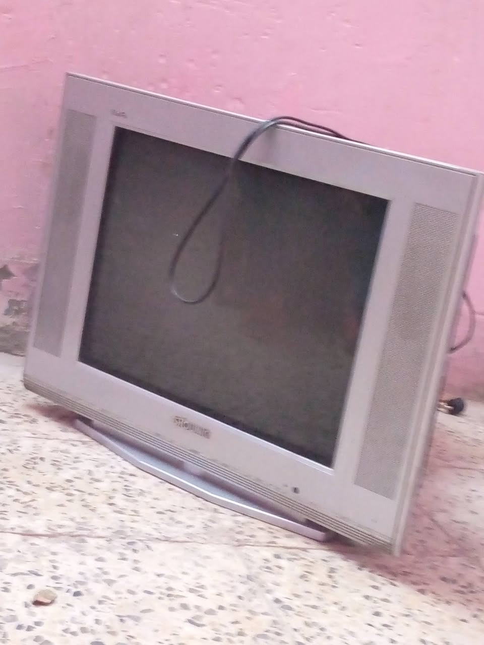 اثاث قيم وخذ نضافه جيده


**إذا كنت صاحب هذا الإعلان وتريد حذفه لأي سبب، رجاءا أرسل رسالة إلى الدعم الفني**
