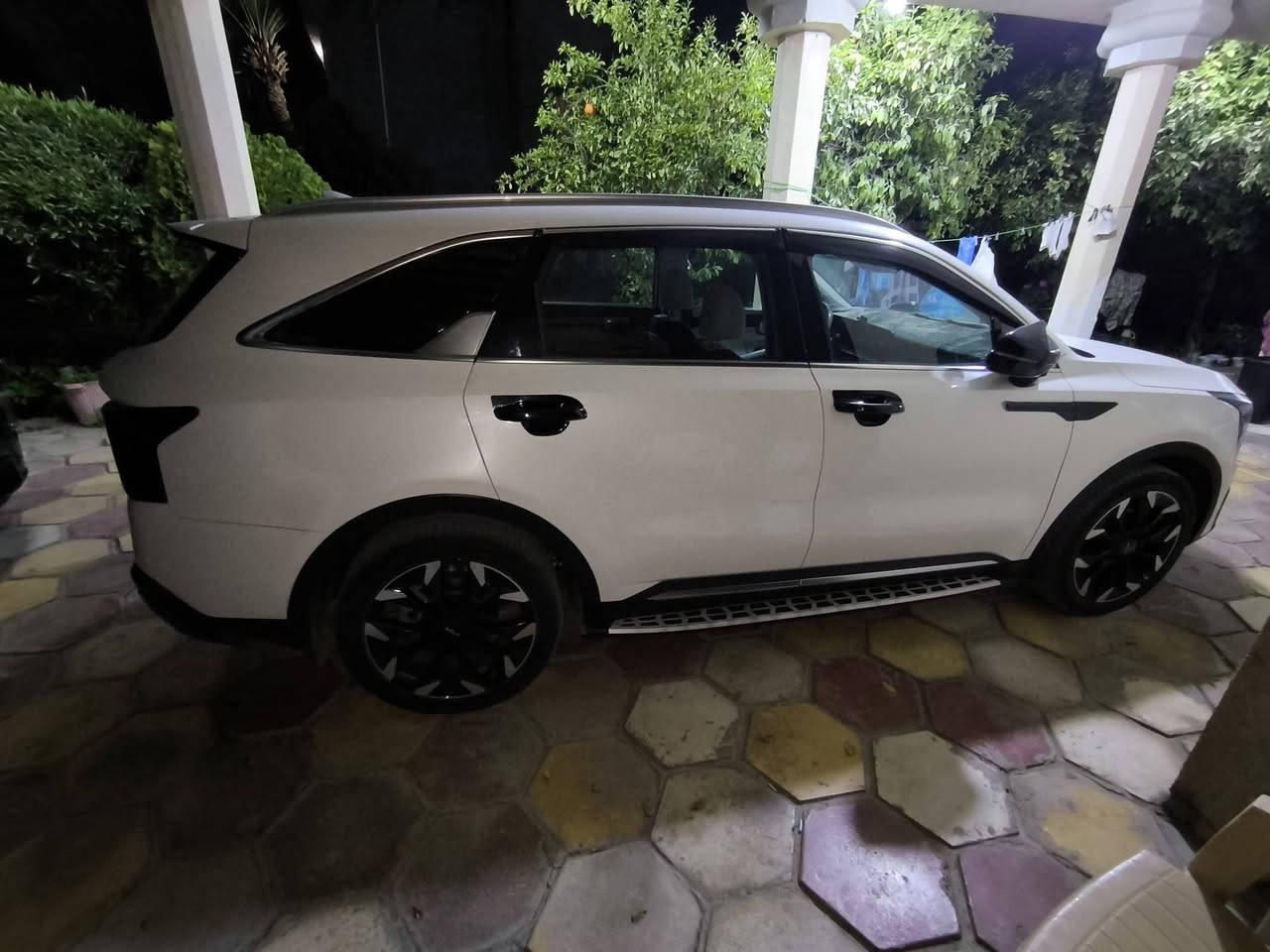 سورينتو خليجي موديل 2024  بغداد ب اسمنا السياره فول مواصفات بنورامات ترحيب ذكي تشغيل عن بعد كشنات تدفئه تبريد وهواي مواصفات  السعر 320 وبيه مجال بسيط السكن بغداد اليوسفيه / ***********/***********
