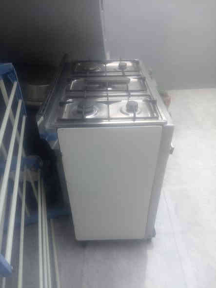 طباخ اشتار للبيع سعر 125 العنوان حي الكرامه 18 نتبه ***********
