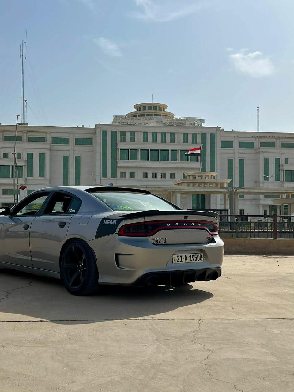 للمراوس بشي V6 او التيما فتحه
دوج جارجر RT 5700 موديل 16 

السياره بدون صبغ بدون نواقص 

حادثها موضح بل صور ورقم الشاصي هم ويا 

السياره حلوه مداخله استعراض 

عليها اضافات 

بلكات ريسنك 

شوته KN 

كزوز 

دبات HT باور وبوابات كتم وفتح 

محرك مفتوح من اخذتها بدون اي عيب بدون تنقيص بدون صوت اتوقع لين مبدلين بطل 

مكاني تكريت _ كركوك 

***********
