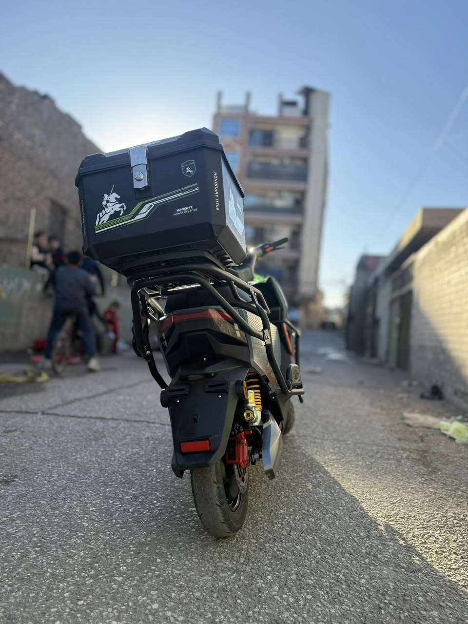 السلام عليكم دراجه شحن ولي قبل سبوعين طلعت من الوكاله دراجه حلوه ومرتبه سرعته 100 والحقيقي 80 دراجه ماشاء اللّٰه ملفهه 2000 نضام بك ونضام p وكهربائيات كفاله عامه الدراجه رايدهه 900 وبيه مجال للشرايه ابو 600 لطبلي اصلا الاستفسار
خاص واتس اب ***********
