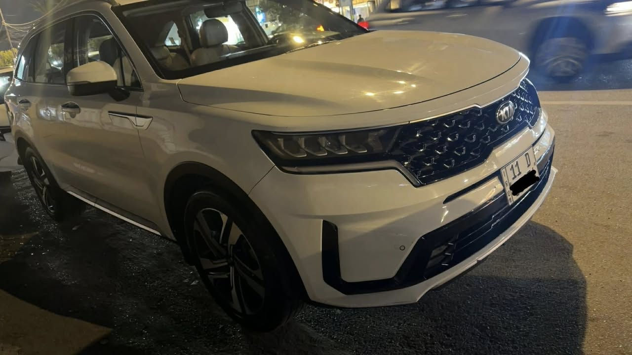 السلام عليكم ...
للبيع سورنتو ٢٠٢١ خليجي الشركة الدولية
٦ سلندر فول عده البنوراما سيارة نظيفة جداً
مكفوله من الصبغ والتبديل حتى الدعاميات سياره جداً نظيفه بدون اي نقص 
رقم بغداد الجديد (( هزه وفحص جديد )) 
المواصفات:-
١- بصمة تشغيل + ابوب + تشغيل عن بعد
٢- ٥ ويل كب كروم 
٣- شاحن واير ليس + اريل نفكيشن 
٤-بردات خلفيه بلادي 
٥- شفتات ستيرن
٦- فول تحكم ستيرن 
٧- شاشه كبيره + كامره 
٨- حساسات امامي خلفي 
٩- لايت لد نهاري 
١٠- كشنات كهرباء +مغلفة جلد من الزيرو
١١- جنطه كهرباء
١٢- ٧ راكب 
وباقي المواصفات المعروفه للسورنتو 
عنواني بغداد حي العدل 
السعر ٢٦٢ ورقه 
***********
