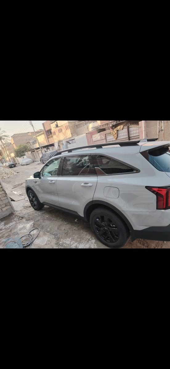 من رخصة الادمن رمضان كريم والله يتقبل الطاعات. سورنتو
2023 

بغداد

باسمي

ماشيه 54

بانوراما

ومواصفات اضافيه

كامره خلفيه

تشغيل عن بعد

بصمه

السعر240 $

شدتين و40

 وبيه مجال 

مكان السياره بغداد  حي اور

***********
