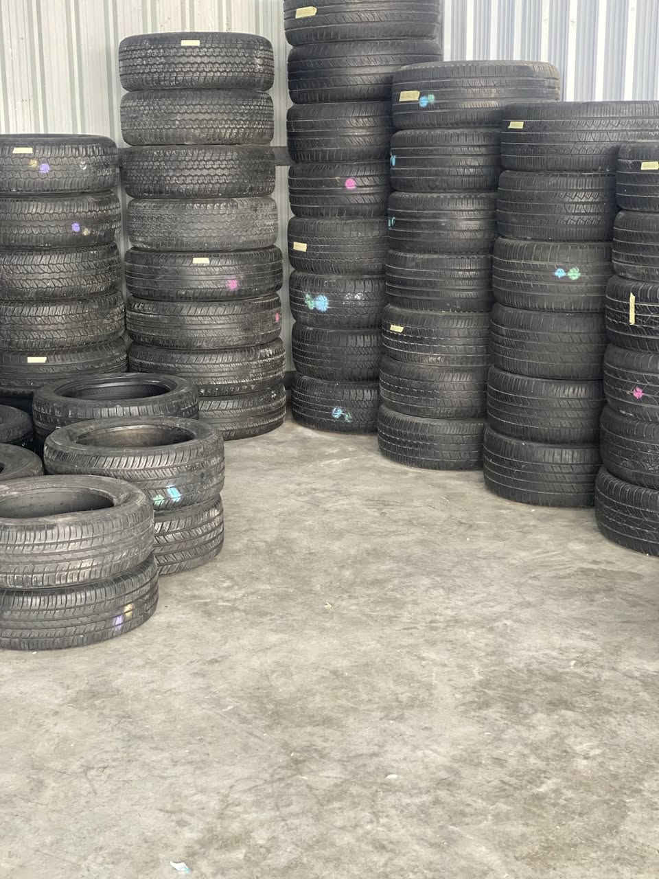 السلام عليكم
تم وصول حاويه اطارات باله 
قياسات ١٤ ١٥ ١٦ ١٧ ١٨ ١٩ ٢٠ 
انتاج حديث ماركات عالميه 
نظافه ٨٠٪؜ 
الشد والفحص والتبديل داخل المركز 
العنوان العزيزيه شارع العام مقابيل حسينه حواس 
الرقم ***********
آحۡــمۭــد &محمد
