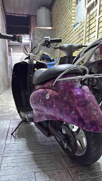 السلام عليكم دراجه شحن جديده بيها سماعه بلوتوث بلاديه حساس بريك لد امامي دسكات خلفي امامي هورن السعر ١٥٠ مكاني بغداد الكرخ رقمي ***********
