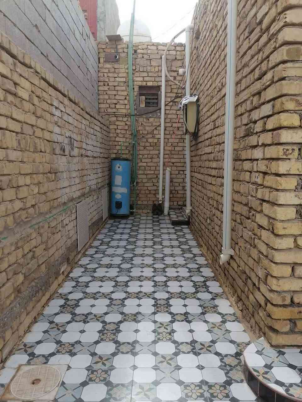 # بيت + مشتمل  للبيع    زراعي  سند  25  حي لعيبي
شارع الصوره تدخل 

 ثالث شارع ع ايدك اليسار 

 

 
خدمات كامله  من ماي وكهرباء وشارع
 سبيس 
  مشتمل   من ضمن البيت متكون من

 غرفه ومطبخ وصحيات درجه أوله 

🔹 المساحة: 200 متر

🔹 البناء: حديث  سنه 2020
🔹 الأرضية: بورسلين درجه أولى
🔹 يتكون من:
▪️ غرفتين
▪️ صالة كبيره
▪️ مطبخ 
صحيات خارجي وداخلي 
او مخزن 
✨ بيت مرتب وجميل وجاهز للسكن
📩الاتصال ب رقم  التالي..
 
***********

اخوان اتصال فقط ما موجود ع فيس
